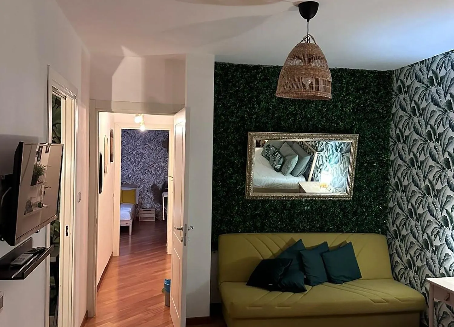Tropical House60 Hotel Rome Italy