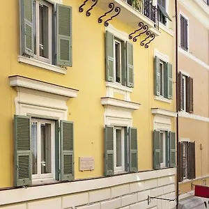Affittacamere Garibaldi Piazza Di Spagna, Roma